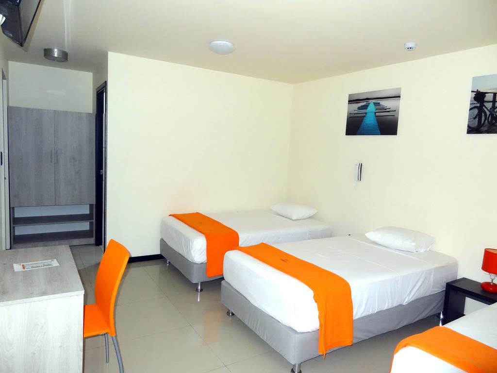 Ivankaa Hostel 特鲁希略 外观 照片